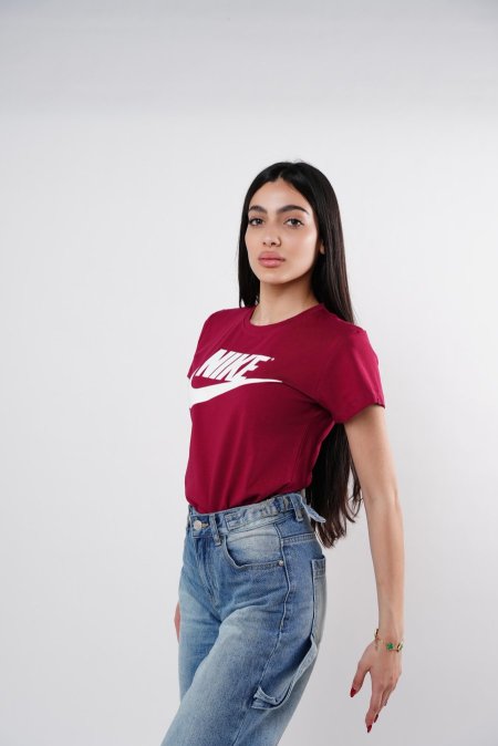 بلوزة NIKE