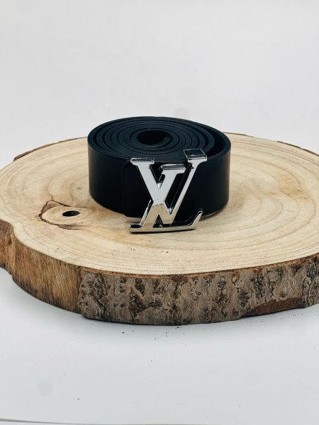 قشاط LV