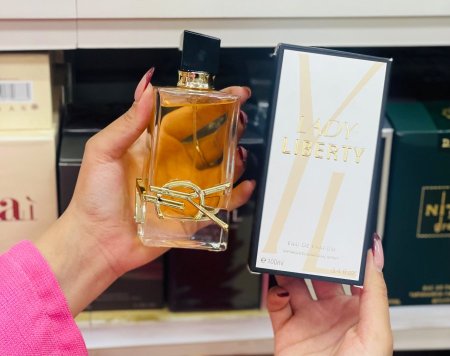 عطر ليبرا